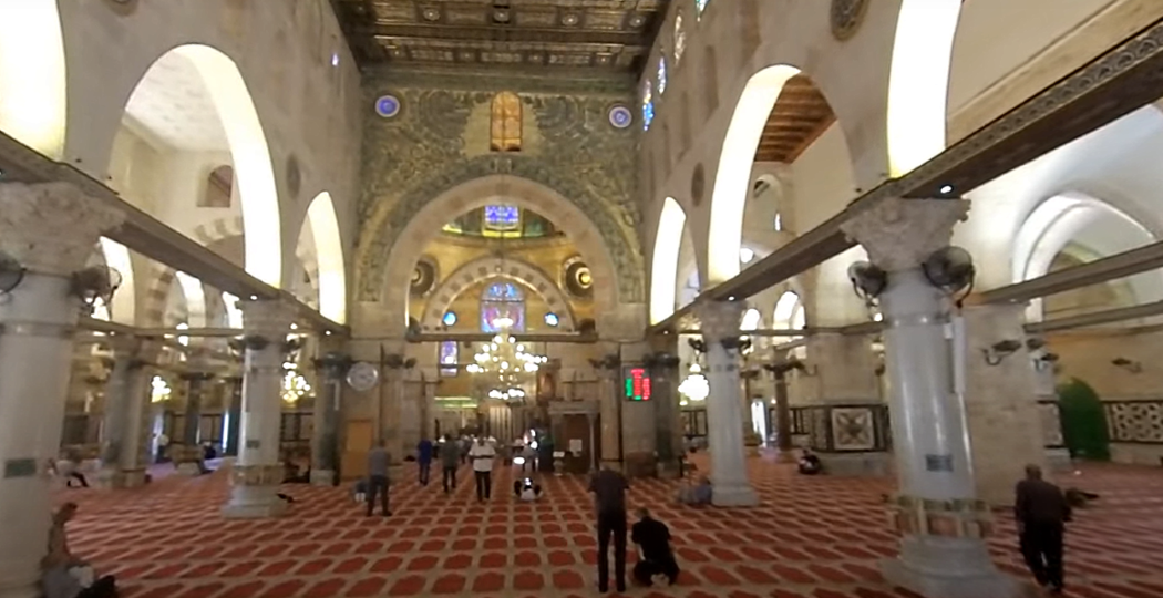 inside al aqsa mosque jerusalem